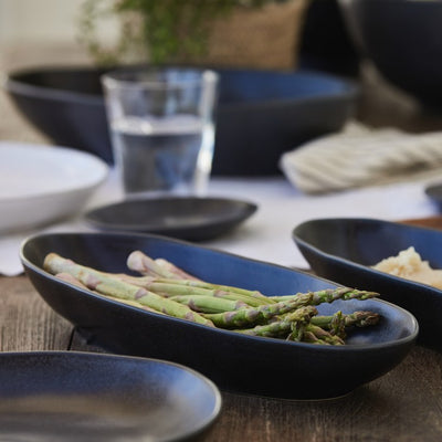 Livia 13" Oval Platter - Matte Black