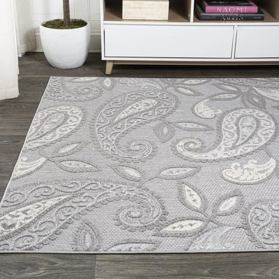 Julien Paisley High-Low 72"L x 48"W Indoor/Outdoor Area Rug - Light Gray/Ivory