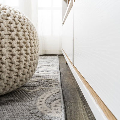 Gordes Paisley High-Low 120"L x 93"W Indoor/Outdoor Area Rug - Light Gray/Ivory