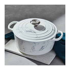 Signature 4.5-Quart Round Dutch Oven - Marble Applique