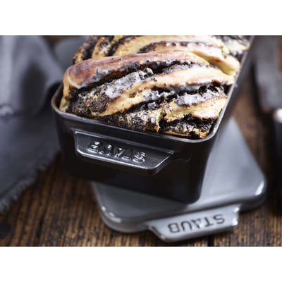 12.75" Cast Iron x 5.25" Cast Iron Loaf Pan - Matte Black
