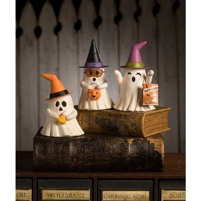 Seated Pumpkin Head Witch