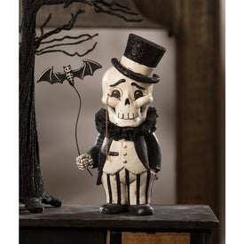 Dapper Desmond Skelly
