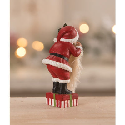 Milo's Santa Dress Up