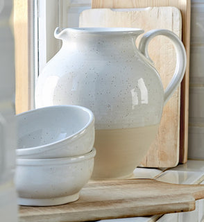 Product Image: FA530-WHI Dining & Entertaining/Drinkware/Pitchers