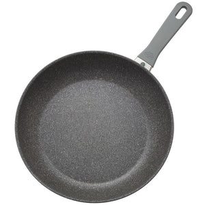 1018381 Kitchen/Cookware/Saute & Frying Pans