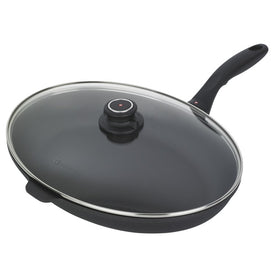 XD Nonstick 15" x 10.25" Oval Fry Pan with Lid