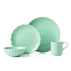 French Perle Scallop Four-Piece Place Setting - Ice Blue