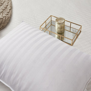 210003 Bedding/Bedding Essentials/Bed Pillows