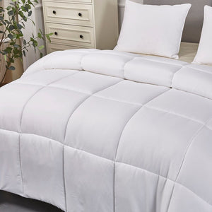 130118 Bedding/Bedding Essentials/Down Comforters