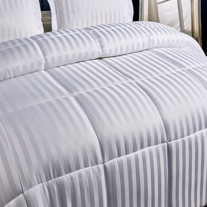 KI175001 Bedding/Bedding Essentials/Down Comforters