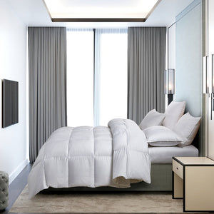 SE010211 Bedding/Bedding Essentials/Down Comforters