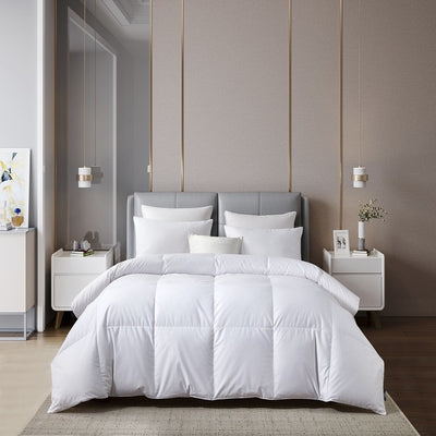 SE012912 Bedding/Bedding Essentials/Down Comforters