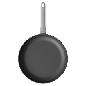 3950162 Kitchen/Cookware/Saute & Frying Pans