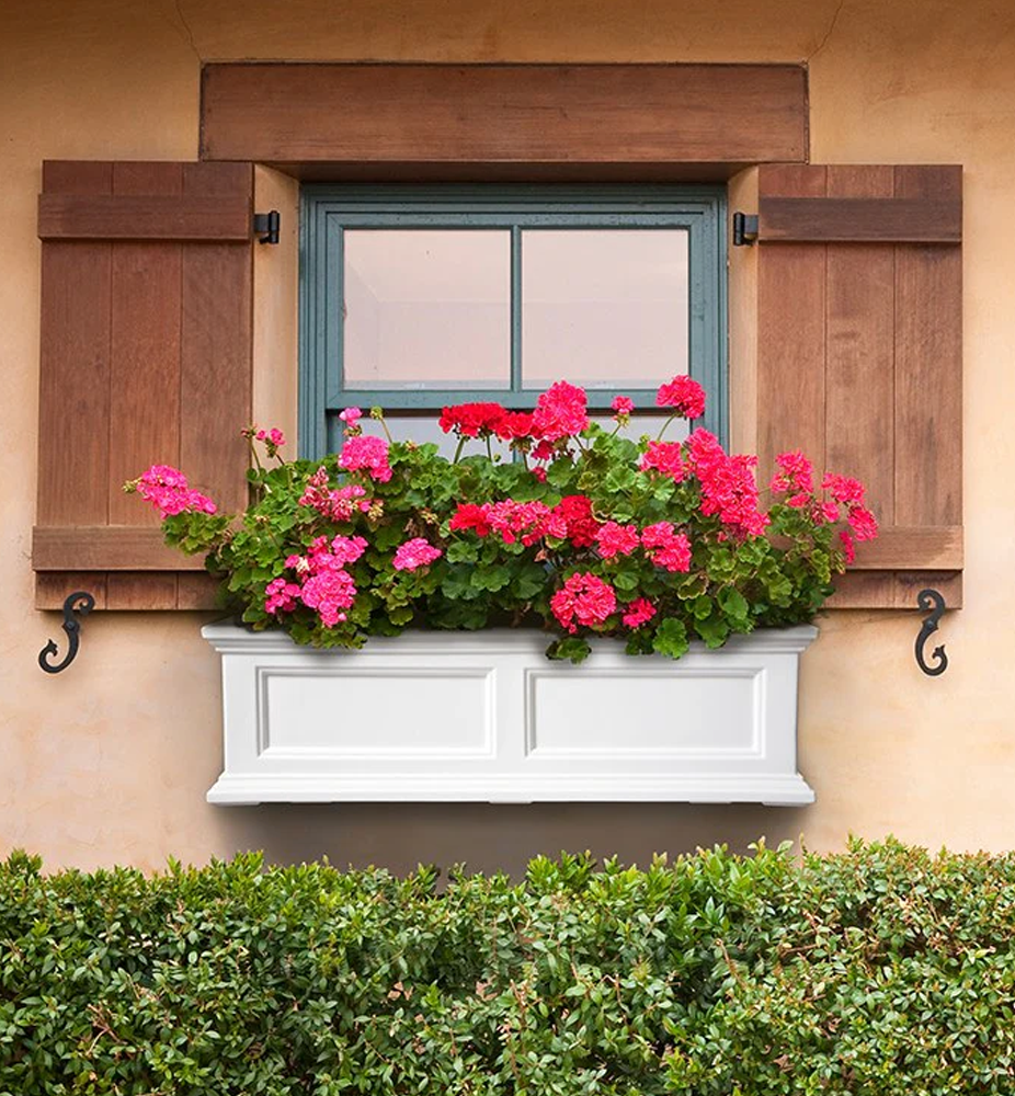 20% off Lawn & Garden