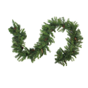 32265960-GREEN Holiday/Christmas/Christmas Wreaths & Garlands & Swags
