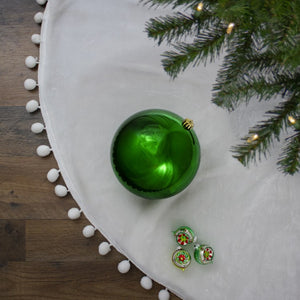 31755766-GREEN Holiday/Christmas/Christmas Ornaments and Tree Toppers