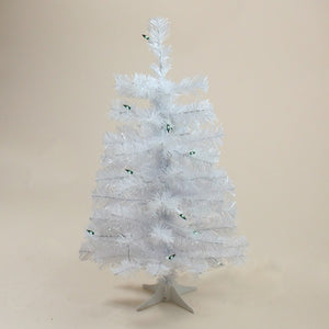 32624647-WHITE Holiday/Christmas/Christmas Trees