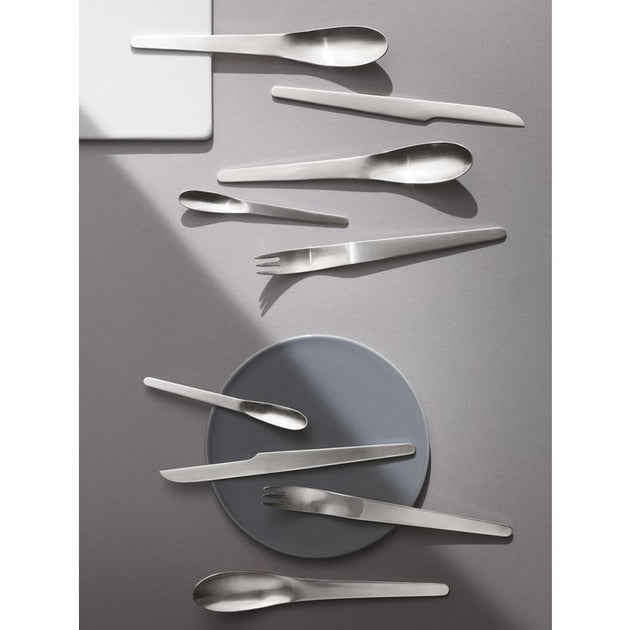 Arne Jacobsen Five-Piece Cutlery Set in Giftbox | Riverbend Home