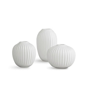 692397 Decor/Decorative Accents/Vases
