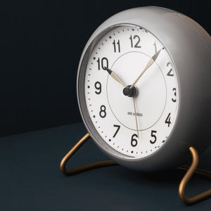 43674 Decor/Decorative Accents/Table & Floor Clocks
