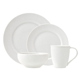 Pique Plain Sixteen-Piece Dinnerware Set