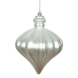 6" Silver Matte Onion Drop Ornaments with Drilled and Wired Caps 4 Per Bag