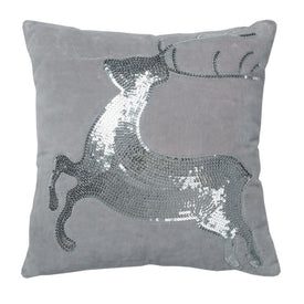 Sparkling Deer 18" x 18" Throw Pillow with Insert