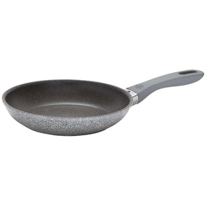 1018379 Kitchen/Cookware/Saute & Frying Pans