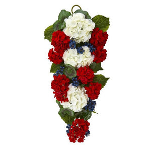4325 Decor/Faux Florals/Wreaths & Garlands