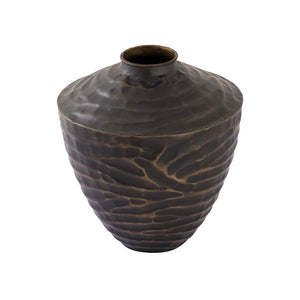 S0897-9817 Decor/Decorative Accents/Vases