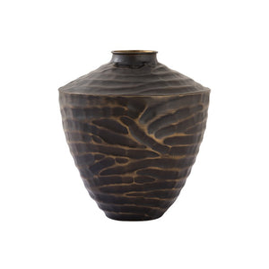S0897-9817 Decor/Decorative Accents/Vases