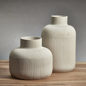 TH-1697 Decor/Decorative Accents/Vases