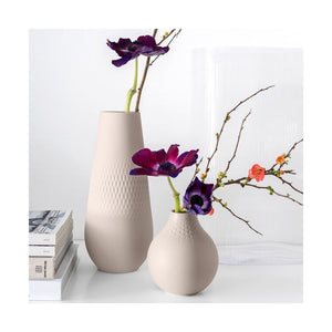 1016865515 Decor/Decorative Accents/Vases