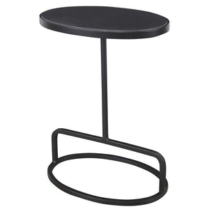 25207 Decor/Furniture & Rugs/Accent Tables