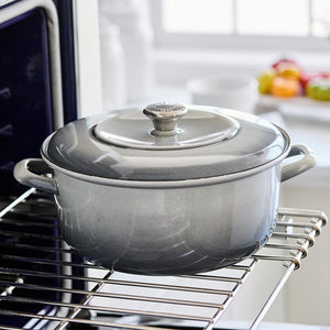 CC005306-001 Kitchen/Cookware/Dutch Ovens