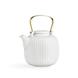 Hammershoi 40.6 Oz Teapot - White