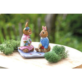 Bunny Tales Anna & Max Picnic Figurine