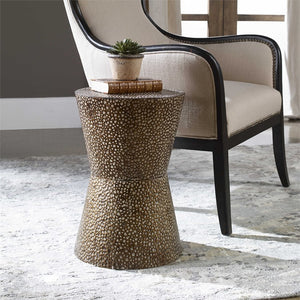 24461 Decor/Furniture & Rugs/Accent Tables