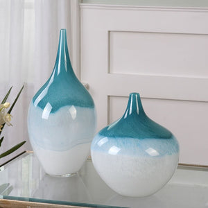 20084 Decor/Decorative Accents/Vases