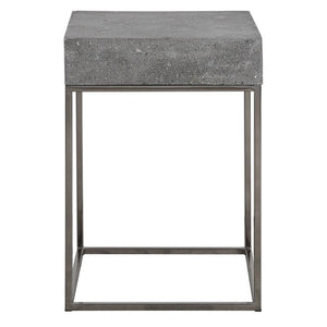 24735 Decor/Furniture & Rugs/Accent Tables