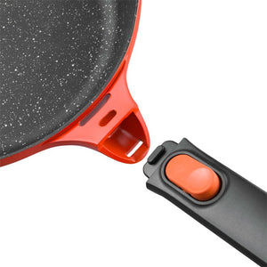 2307405 Kitchen/Cookware/Saute & Frying Pans