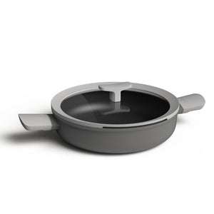 3950166 Kitchen/Cookware/Saute & Frying Pans