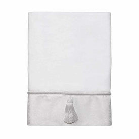 Manor Hill Bath Towel
