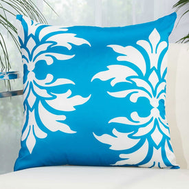 Mina Victory Damask Turquoise 20" x 20" Outdoor Throw Pillow