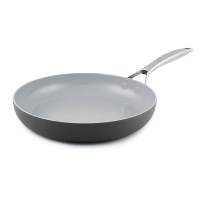 CC000038-001 Kitchen/Cookware/Saute & Frying Pans