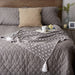 CAMZ11427 Decor/Decorative Accents/Throws