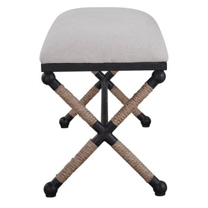 23528 Decor/Furniture & Rugs/Ottomans Benches & Small Stools
