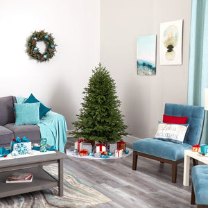 T1805 Holiday/Christmas/Christmas Trees