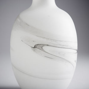 10469 Decor/Decorative Accents/Vases